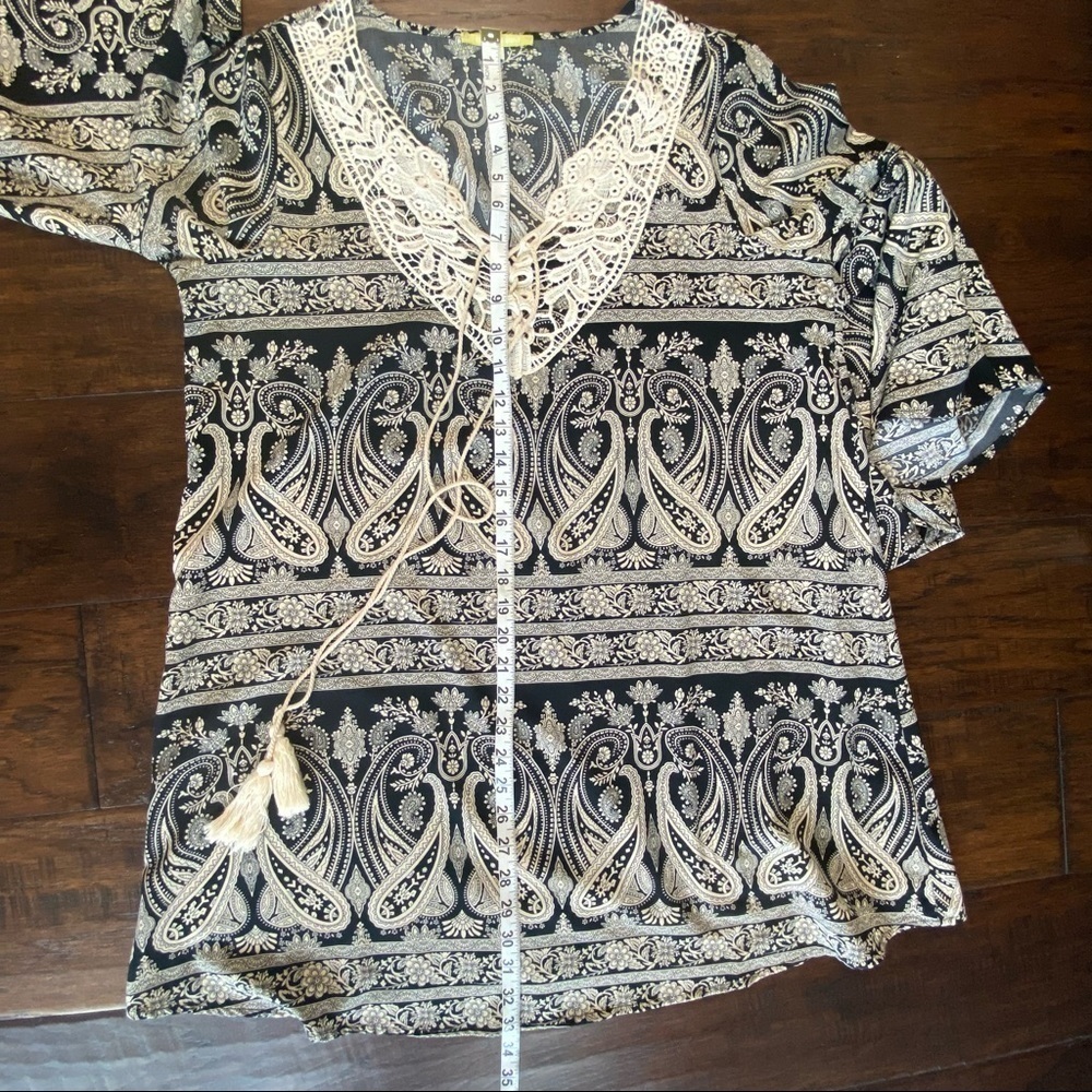GIANNI BINI Bell Sleeve Tassel Tie Boho Dress - Picture 9 of 13